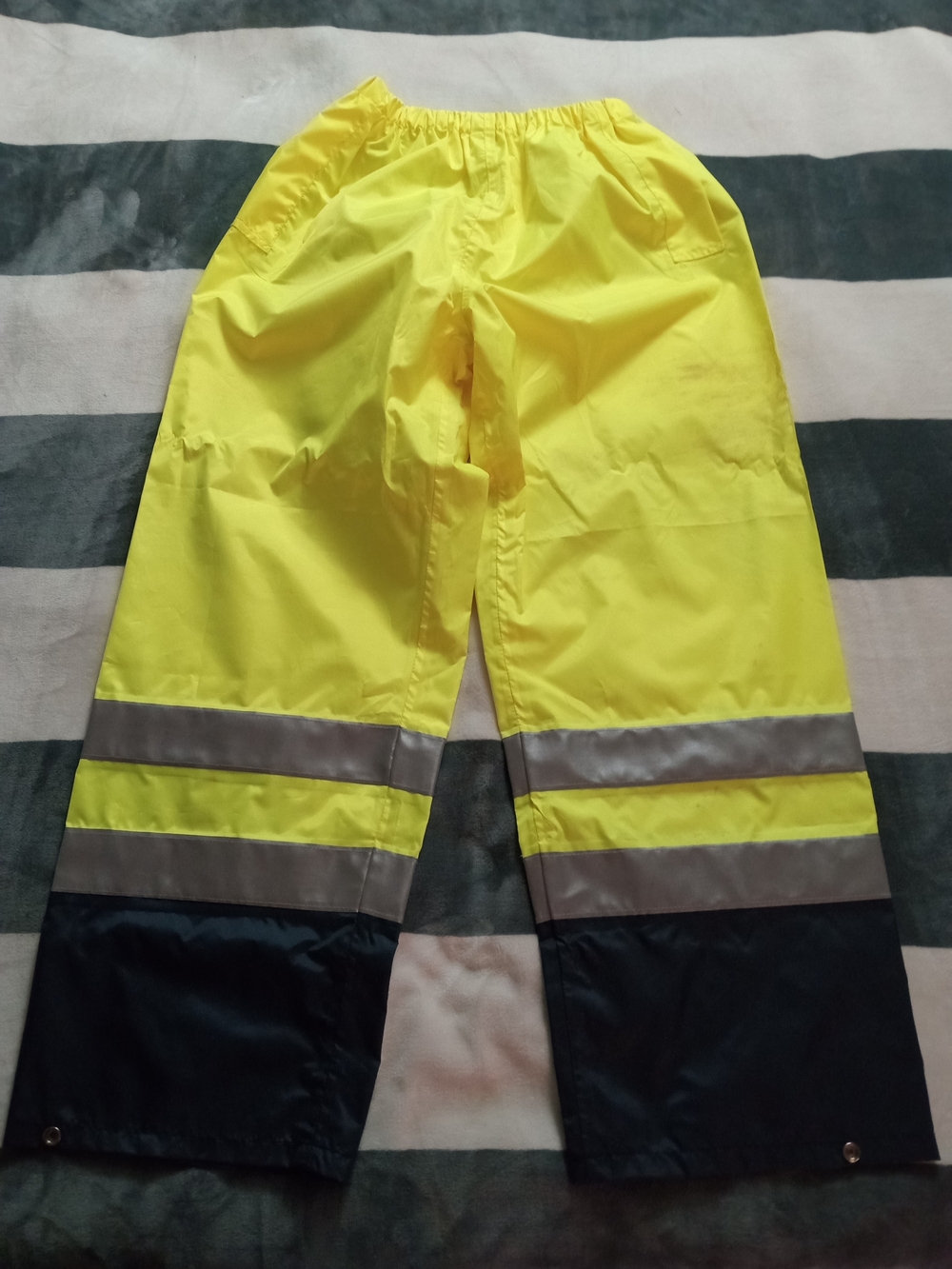 Occunomix Men's High-Visibility Yellow Work Pants with Reflective Stripes